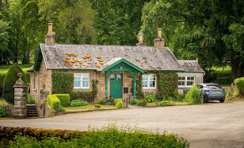 Foulis Castle Gate Lodge Evanton Bagian luar foto